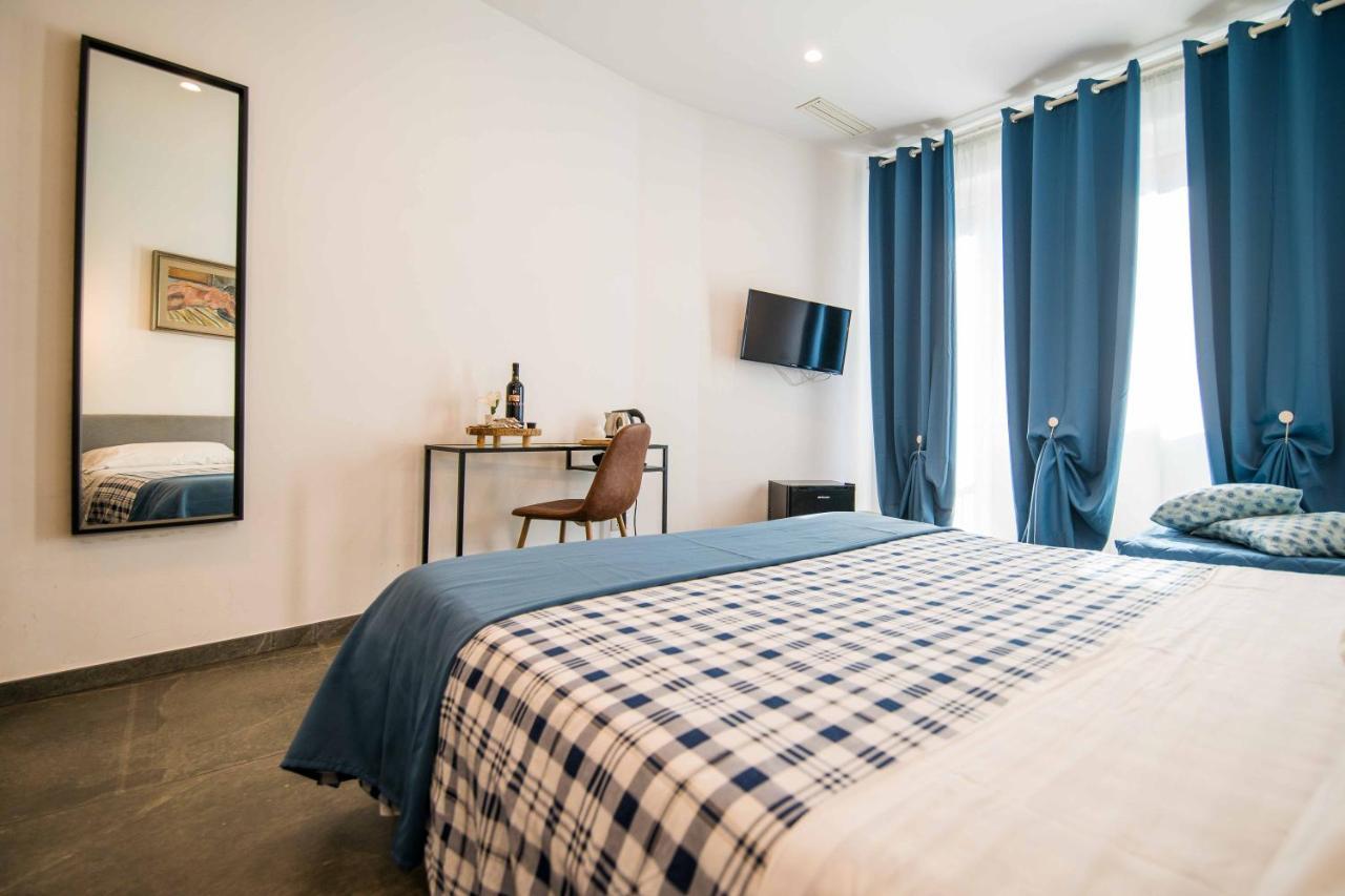 กวัตโตร บริกันติ Bed & Breakfast ซาแลร์โน ภายนอก รูปภาพ