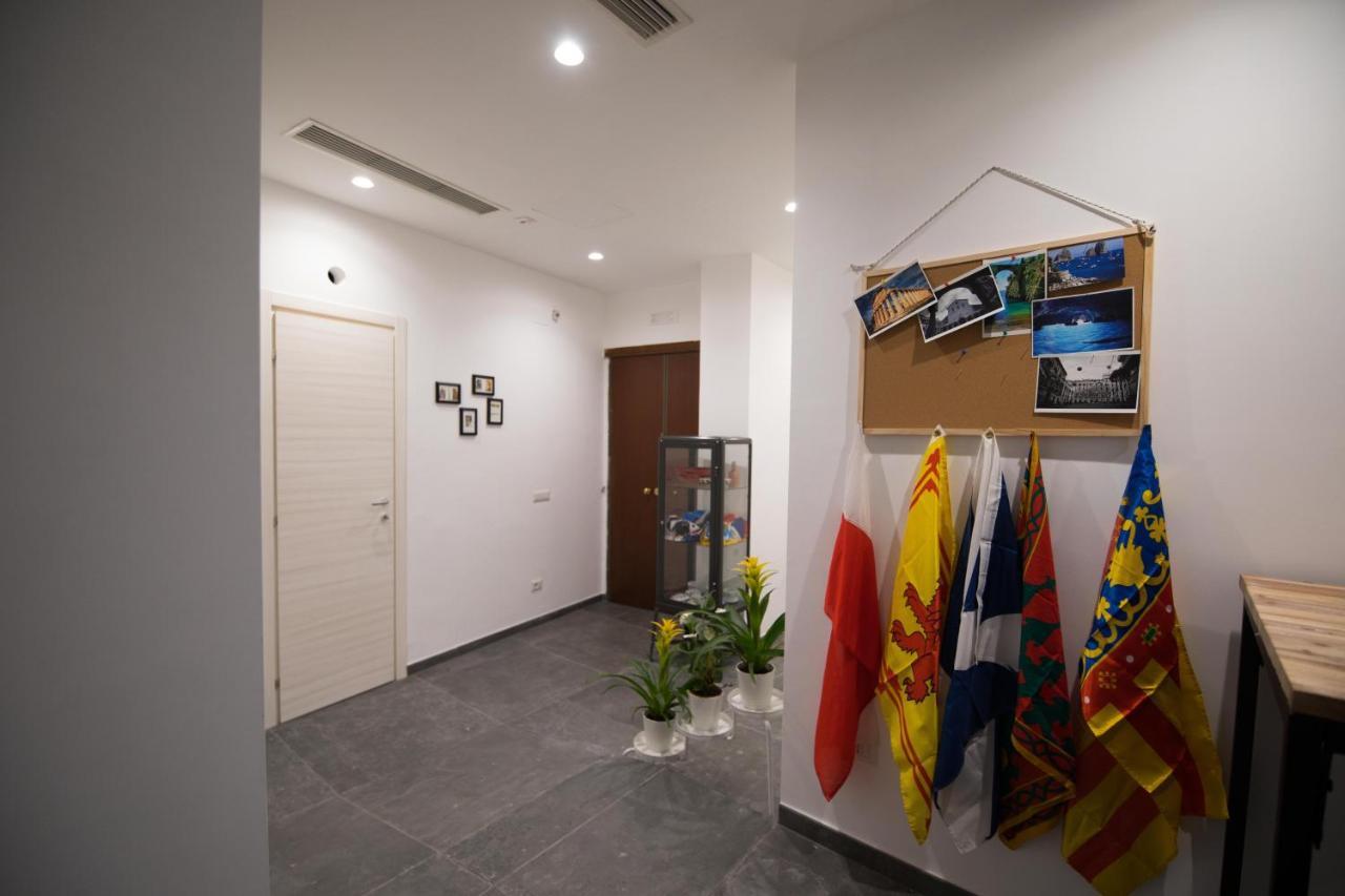 กวัตโตร บริกันติ Bed & Breakfast ซาแลร์โน ภายนอก รูปภาพ